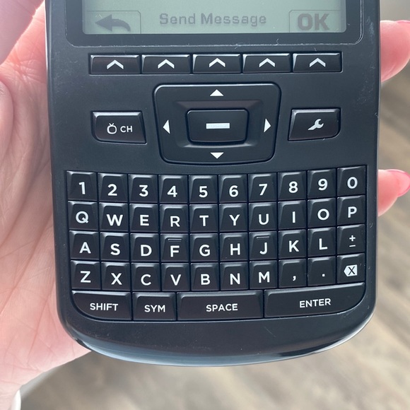 Turning technologies QT2 response device - Picture 4 of 5